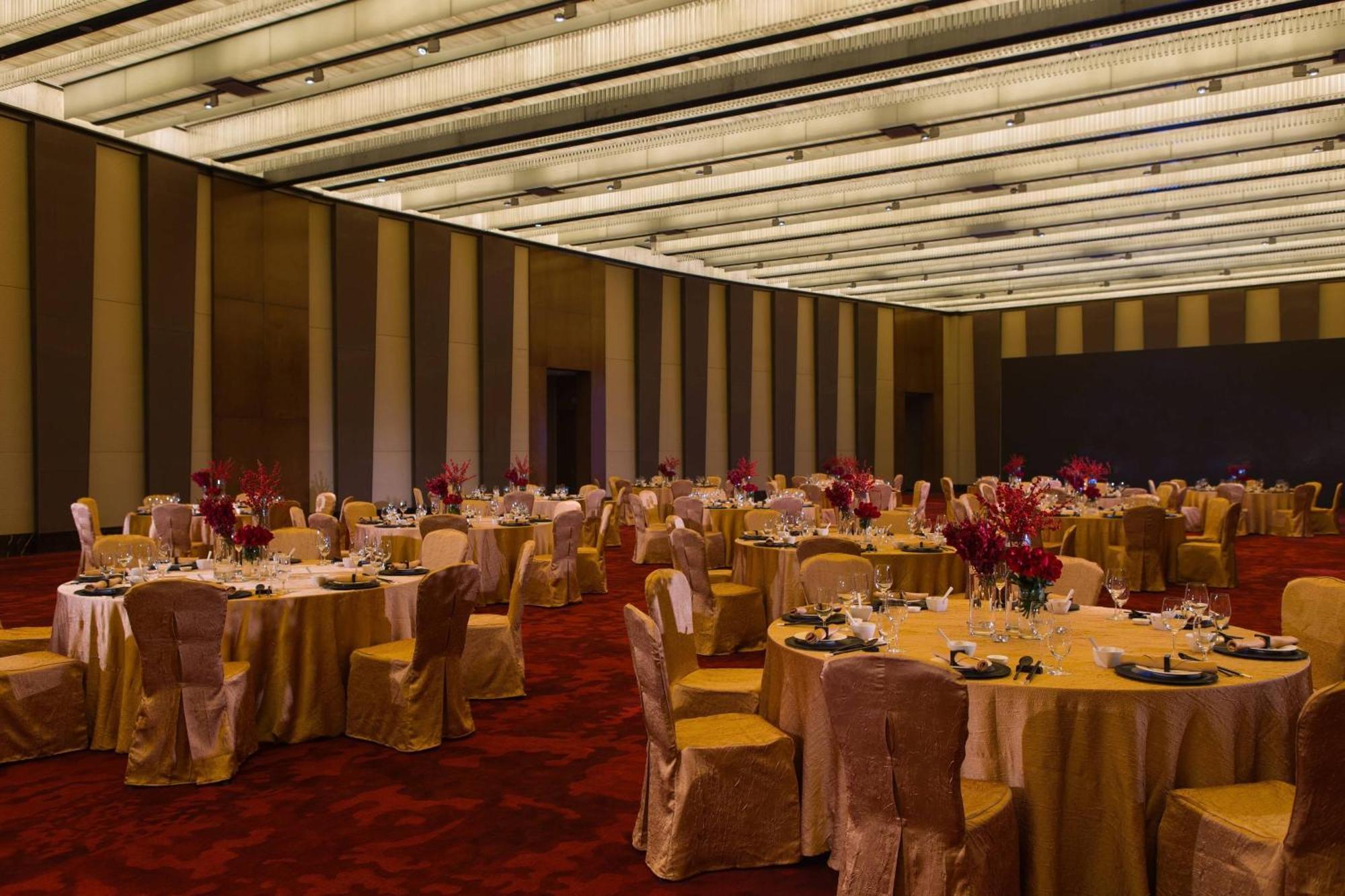 Renaissance Nanjing Olympic Centre Hotel Экстерьер фото