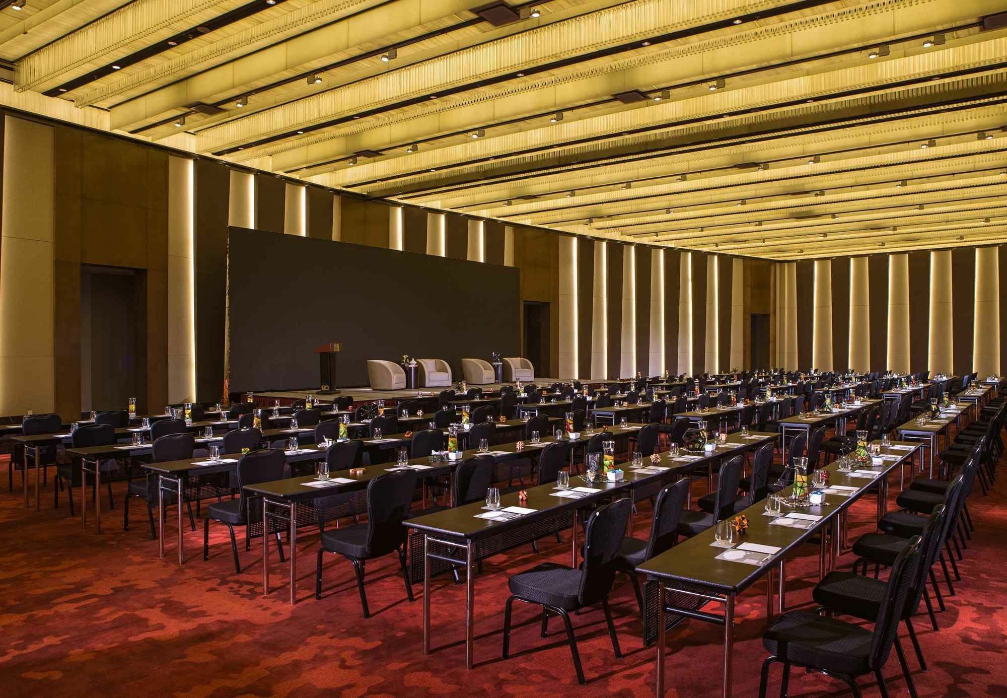 Renaissance Nanjing Olympic Centre Hotel Экстерьер фото
